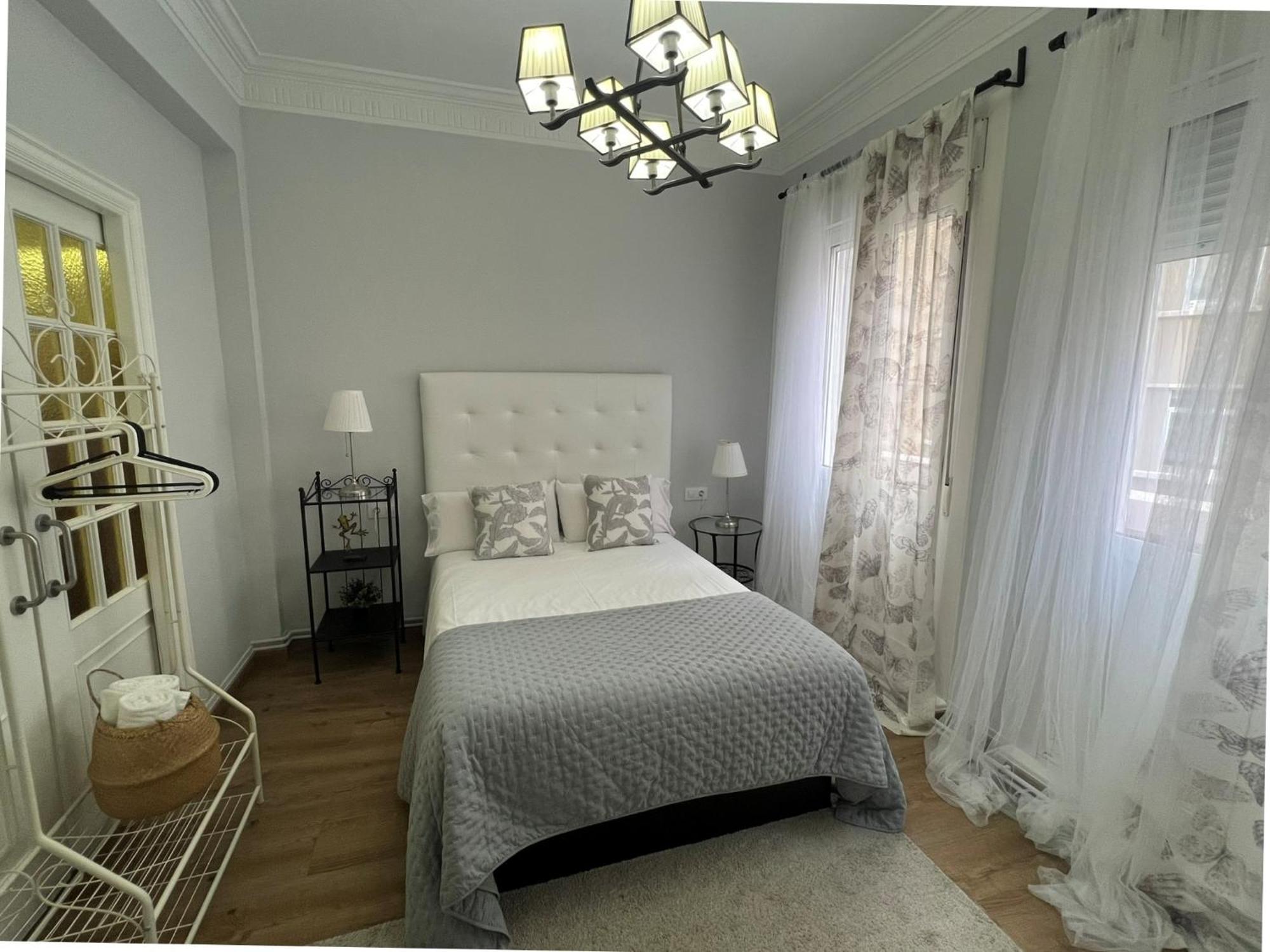 Amplio Y Centrico Piso Con Patio. Apartment โอโกรูญา ภายนอก รูปภาพ